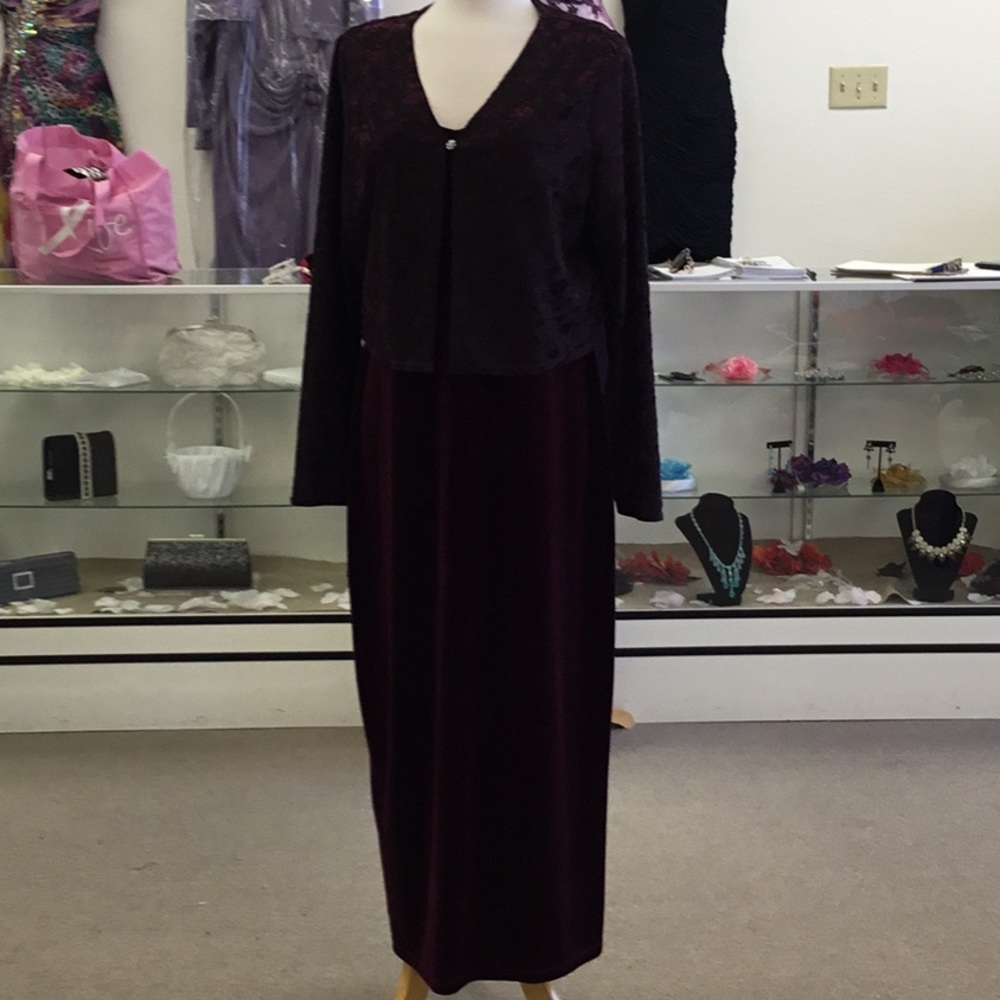 Women’s Kathie Lee Two Piece Formal Dress